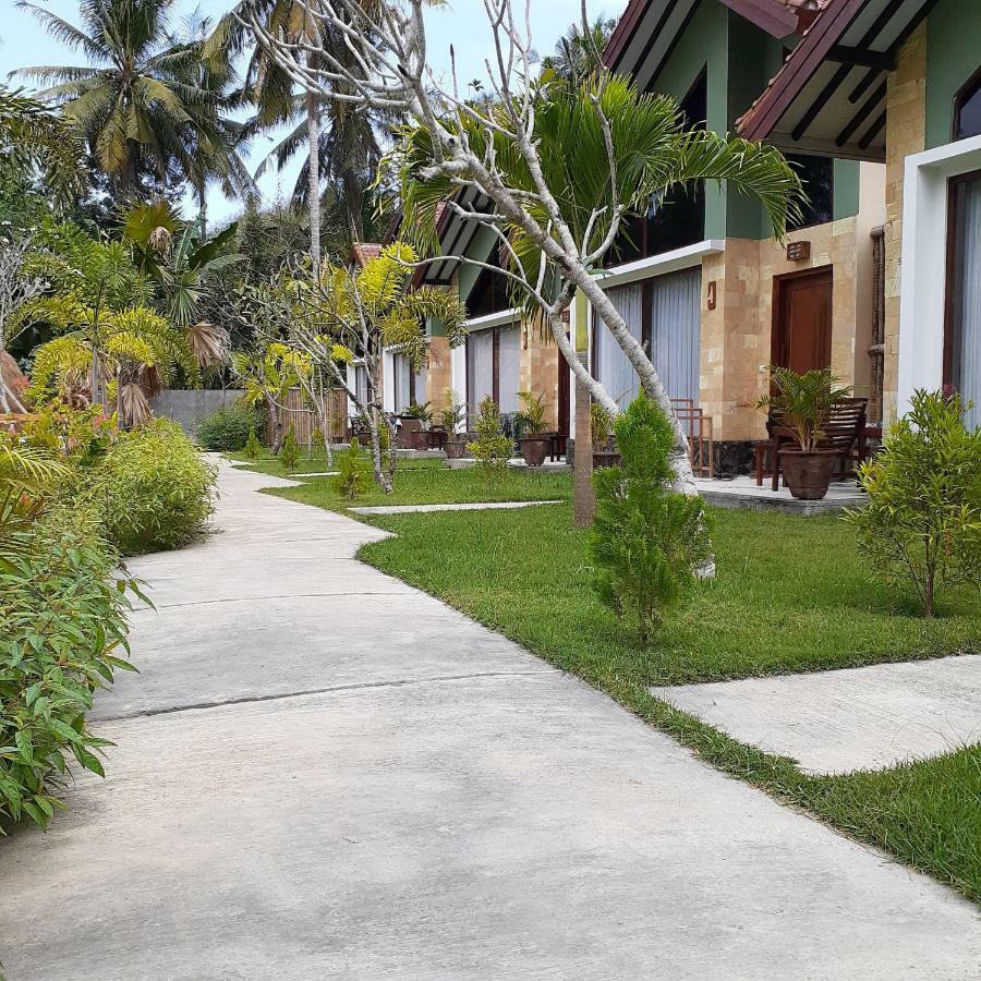 Отель The Hamlet Kuta  Экстерьер фото